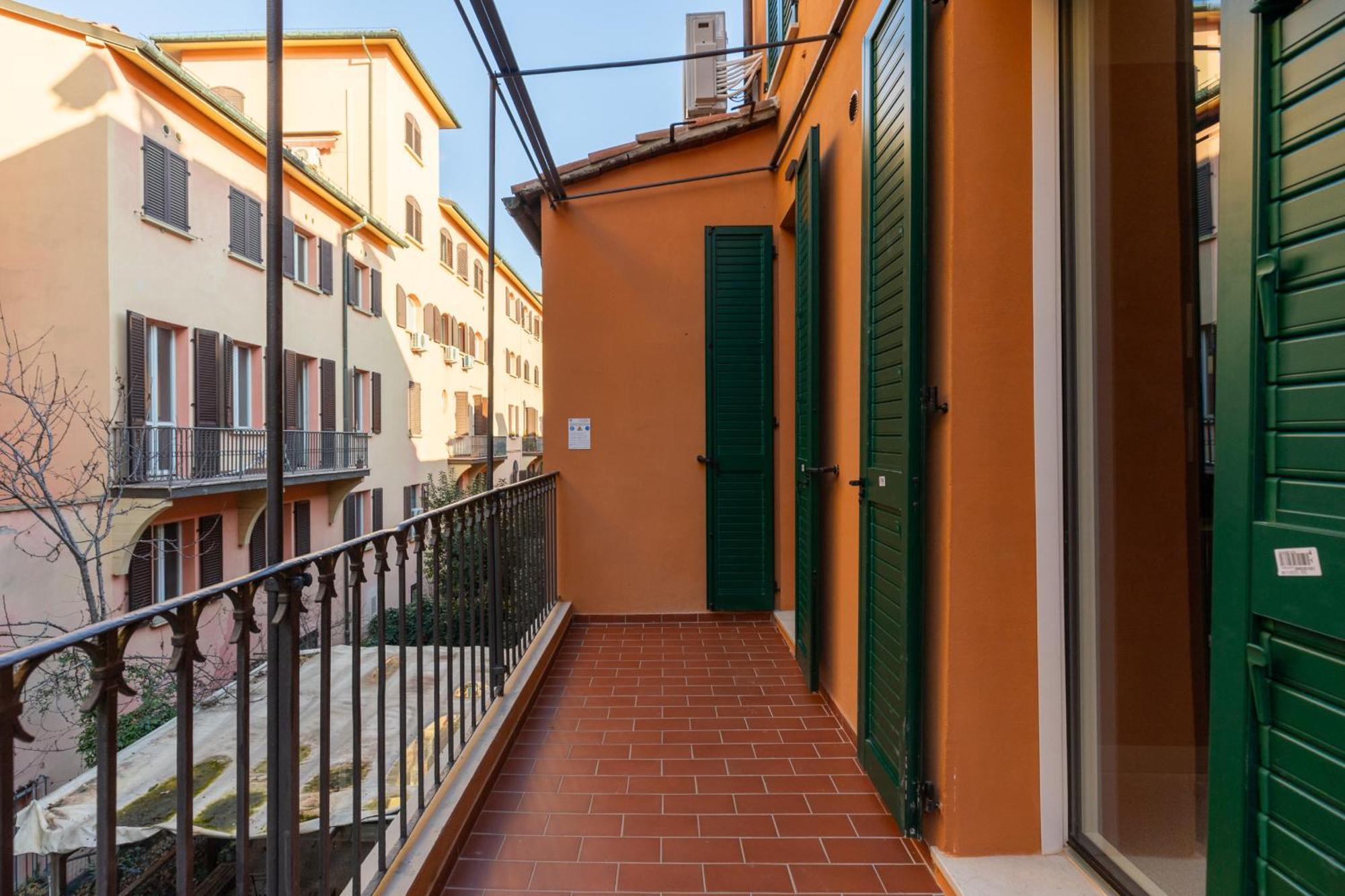 Capo Di Lucca White Apartments By Wonderful Italy, Bologna